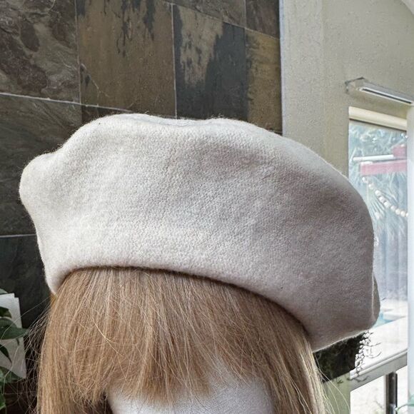 Vintage Ruth Alan beret cream color off white main image 8